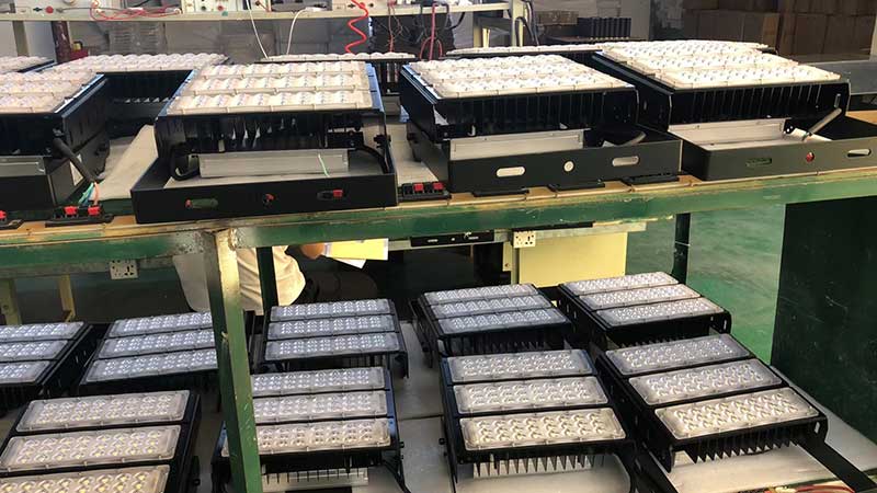 High Intensity China 150W LED High Mast Lamp Company