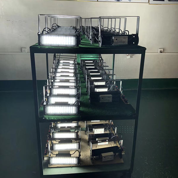 Best Quality 50W Outdoor IP66 LED High Mast Luminaire