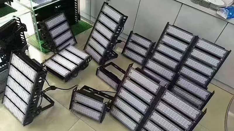 high mast led flood light supplier in china